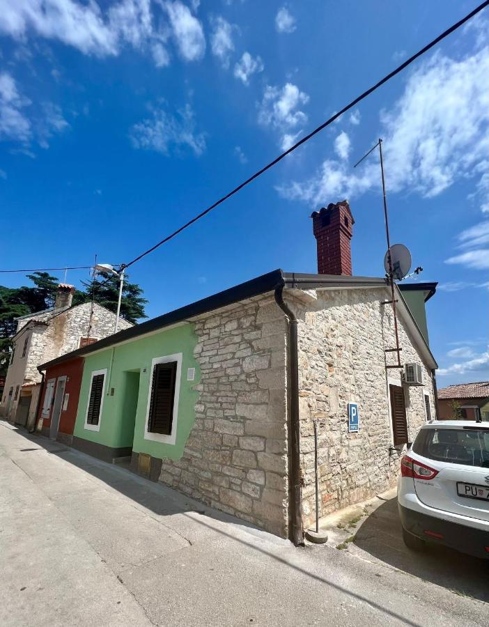 The Green House - 20M From The Beach Novigrad  Exterior photo